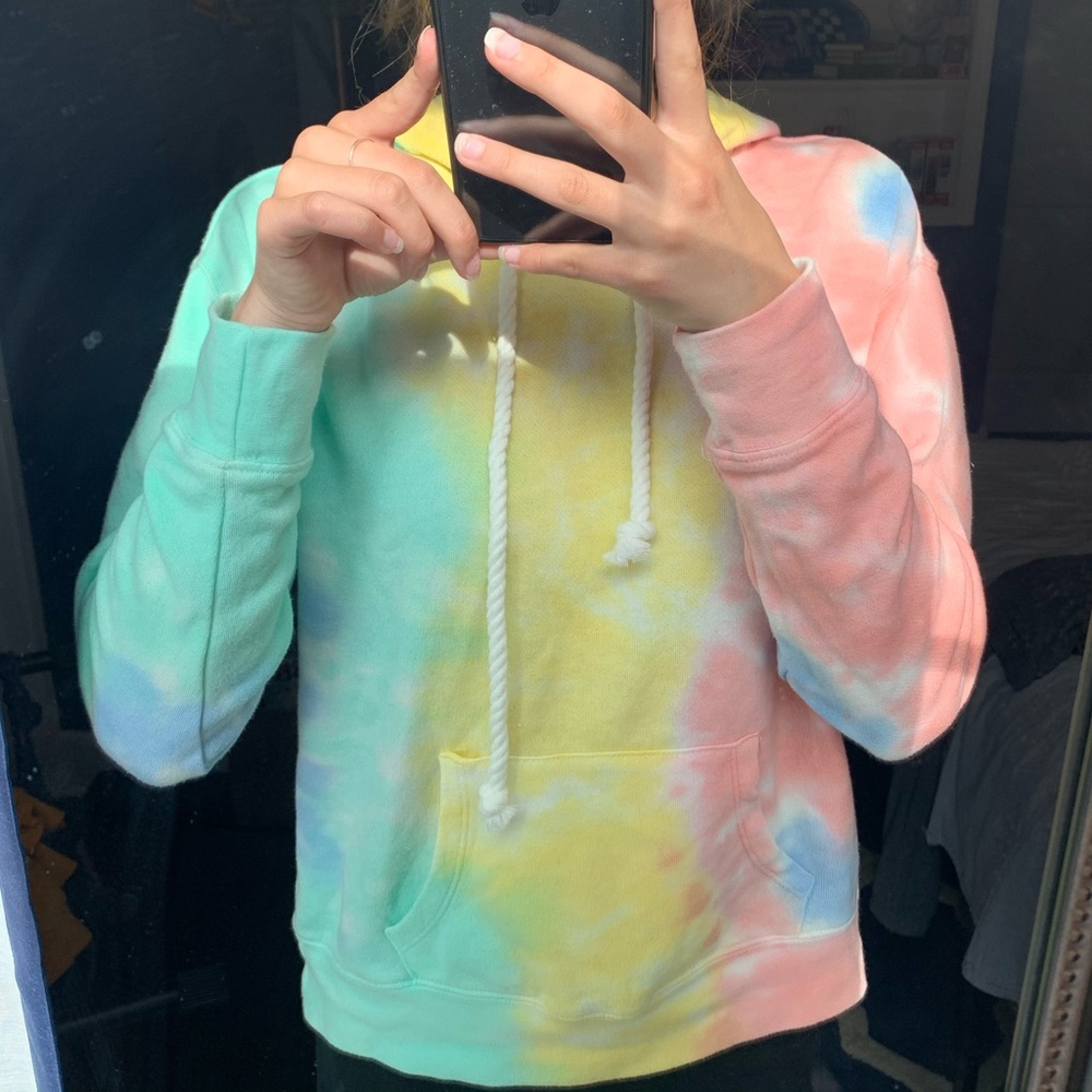 Super cute tie dye hoodie